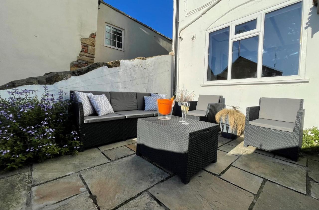 Hideaway Retreat * Whitby